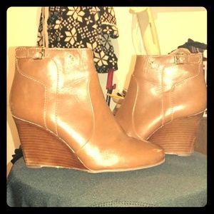 Tory Burch size 7 Cognac Leather Wedge Mini Bootie